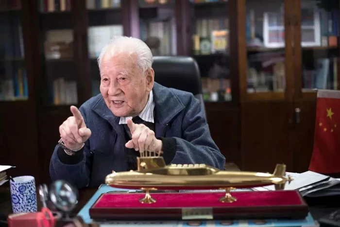 中国人物——“核潜艇之父”黄旭华